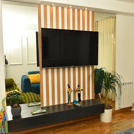 Grand Lux Apartman Čačak Exterior foto