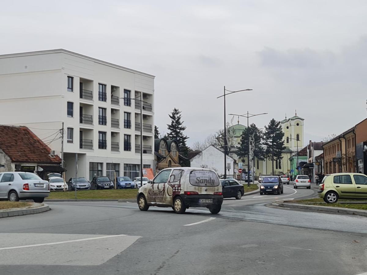 Grand Lux Apartman Čačak Exterior foto