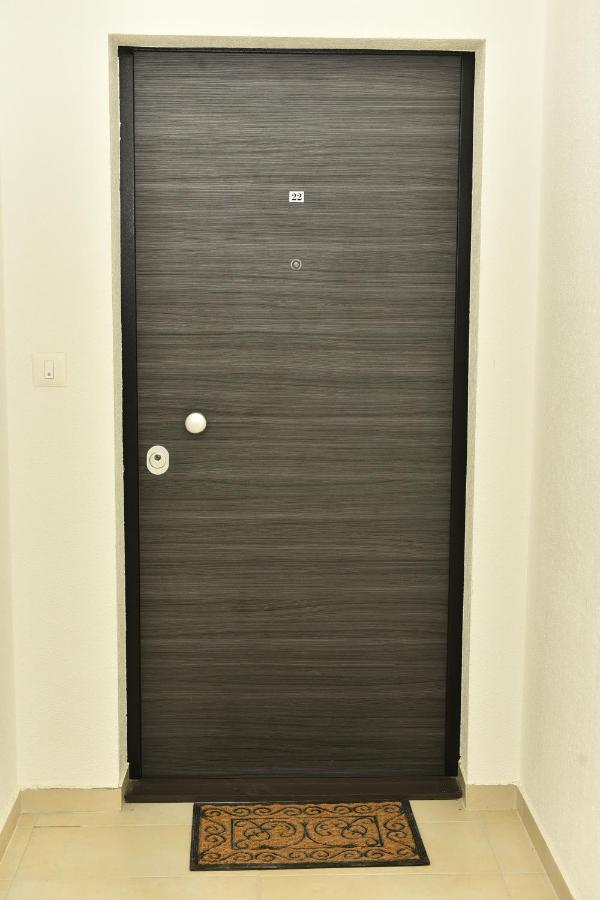 Grand Lux Apartman Čačak Exterior foto